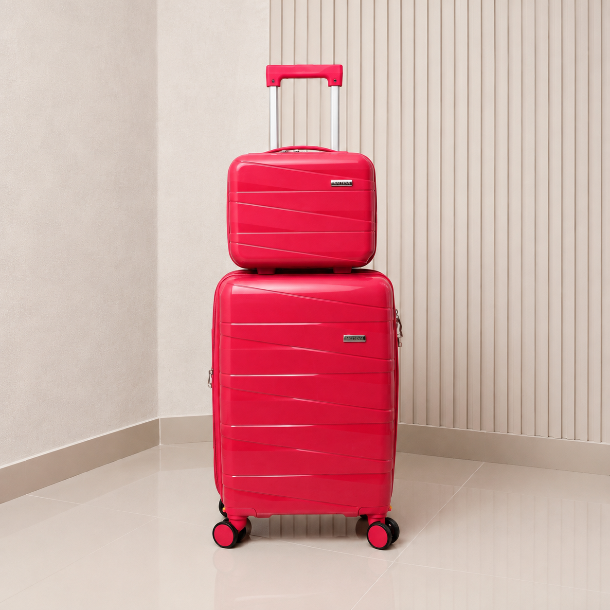NECESER MATTEVA ROJO