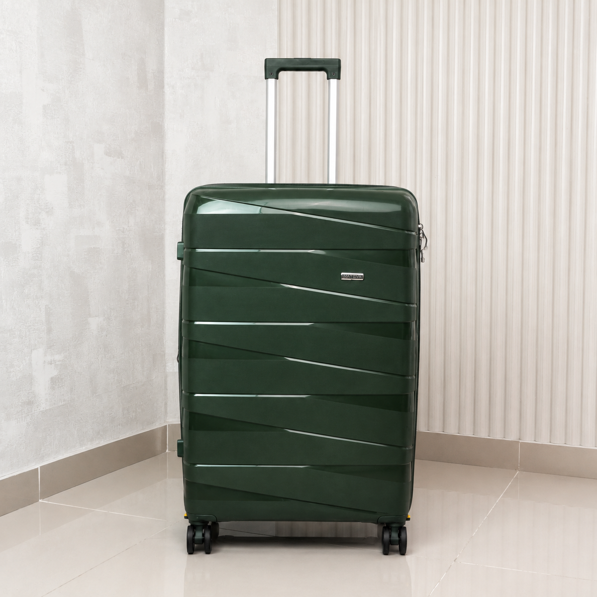 MALETA DE 32KG MATTEVA EXPANDIBLE POLIPROPILENO VERDE