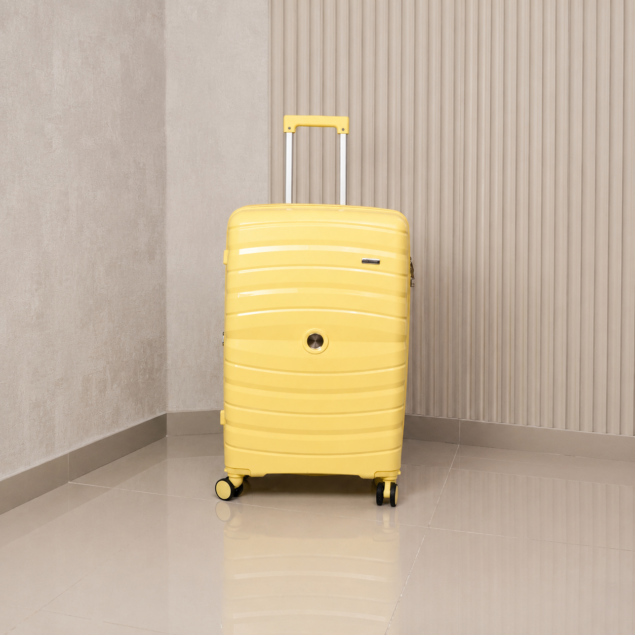 MALETA DE 32KG MATTEVA EXPANDIBLE POLIPROPILENO AMARILLA