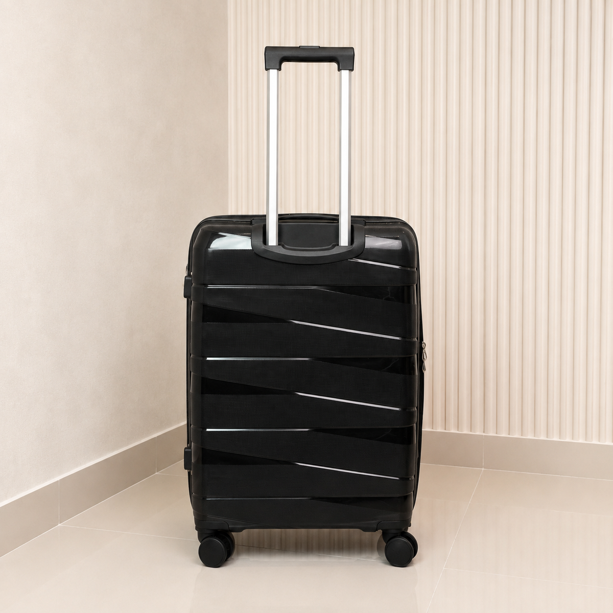MALETA DE 23KG MATTEVA EXPANDIBLE POLIPROPILENO NEGRA