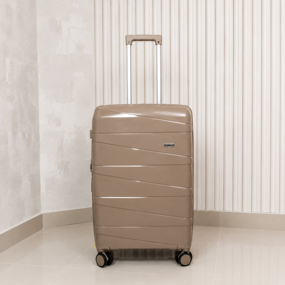 MALETA DE 32KG MATTEVA EXPANDIBLE POLIPROPILENO KAKHI