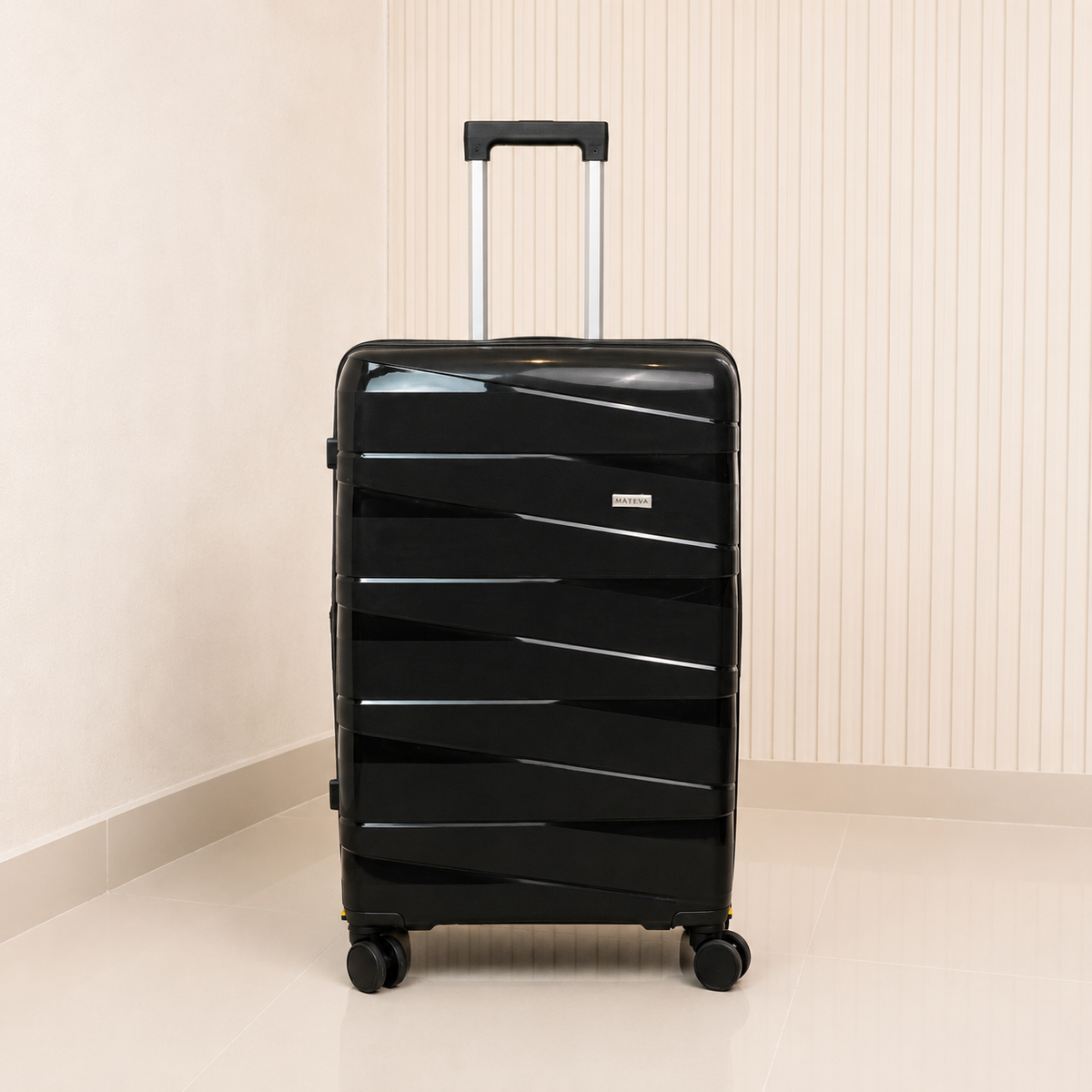 MALETA DE 32KG MATTEVA EXPANDIBLE POLIPROPILENO NEGRA