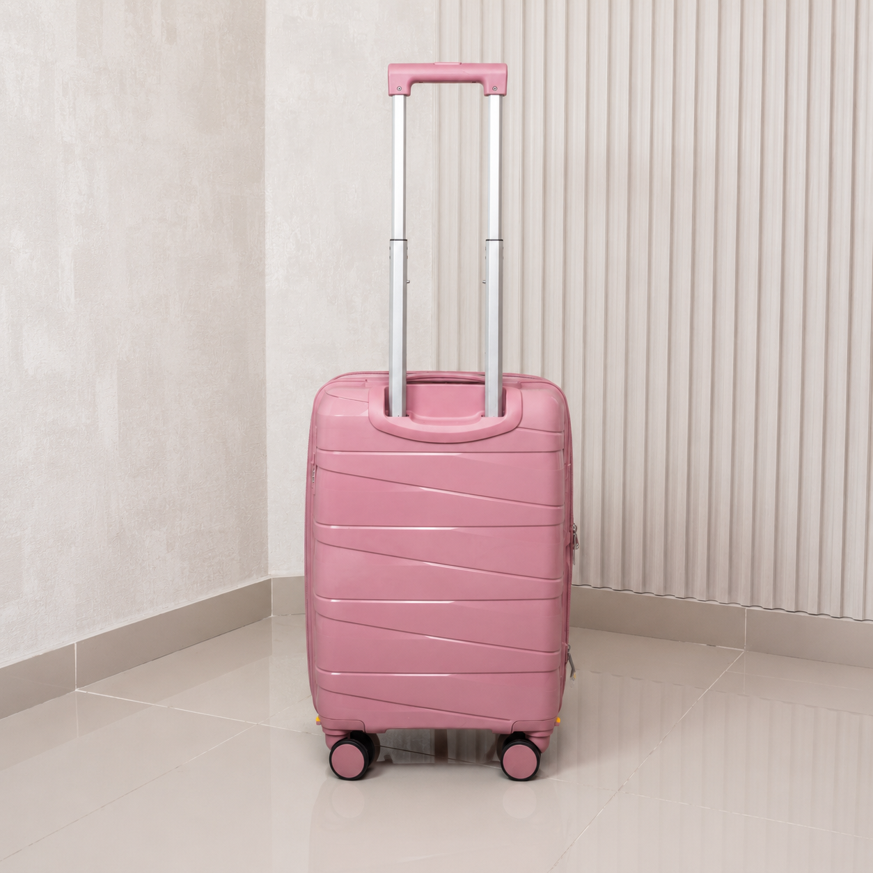 MALETA DE CABINA 10KG MATTEVA EXPANDIBLE POLIPROPILENO ROSADA