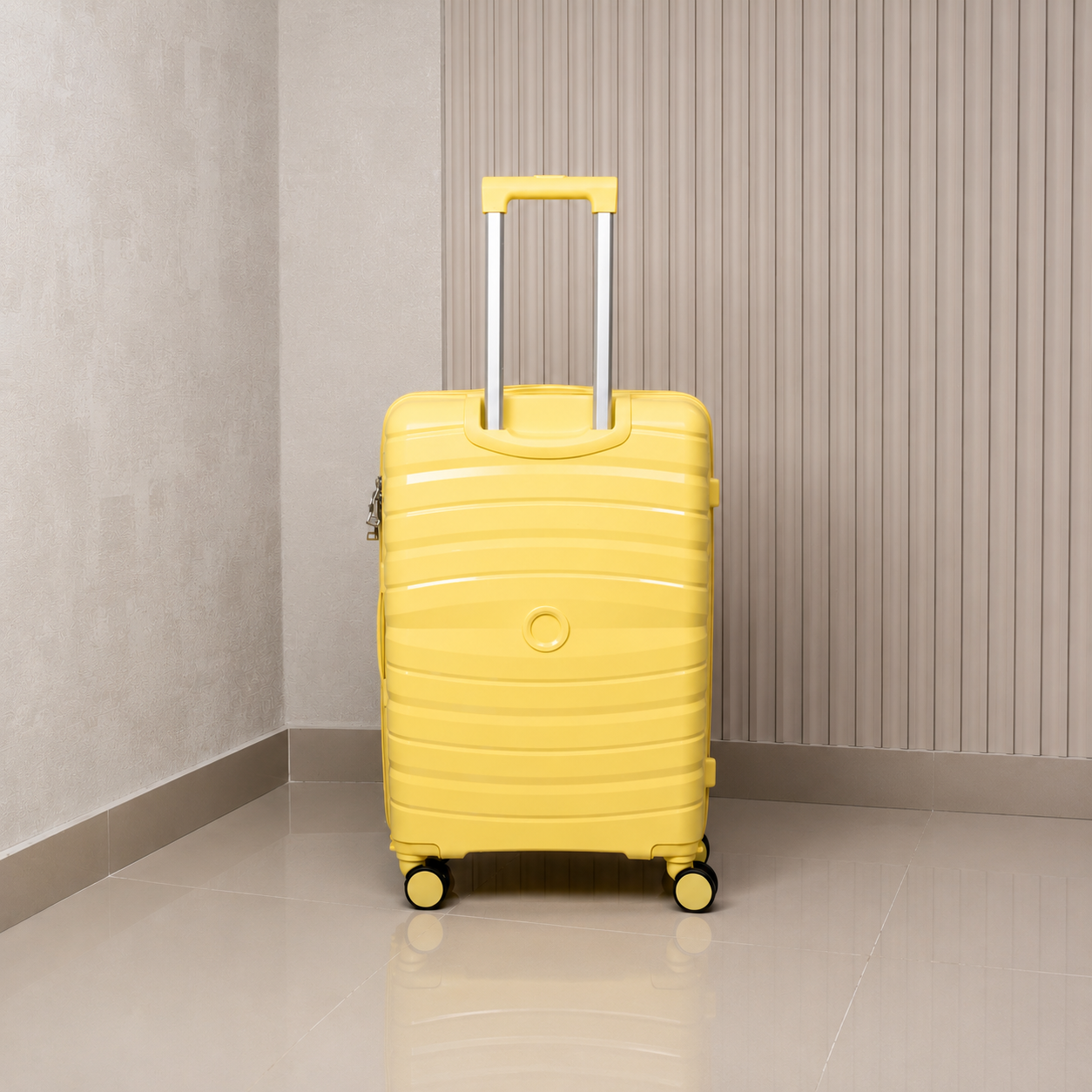 MALETA DE 23KG MATTEVA EXPANDIBLE POLIPROPILENO AMARILLO