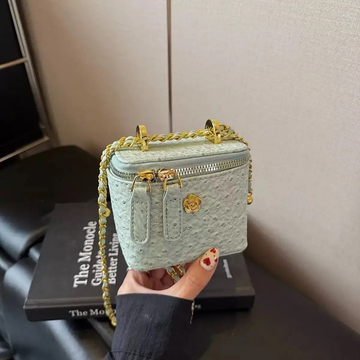 BOLSO MINI BAUL OJITOS VERDE