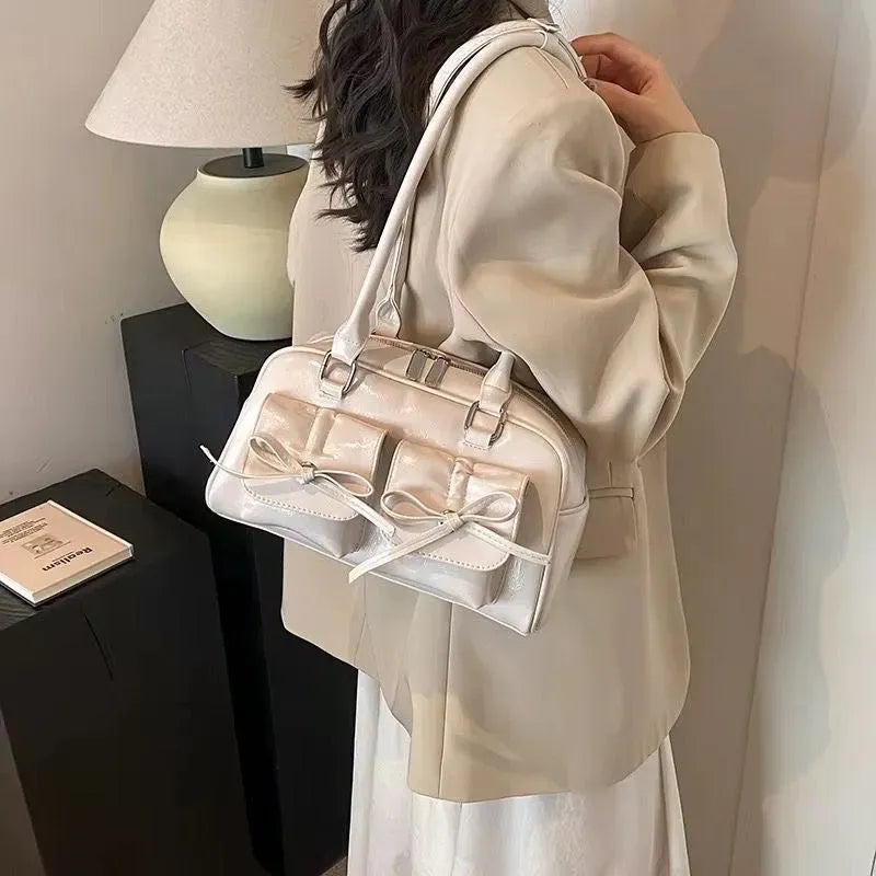 CARTERA BAGUETTE BEIGE