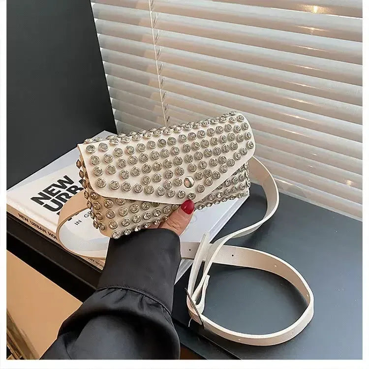 BOLSO CORREA TACHES BLANCO