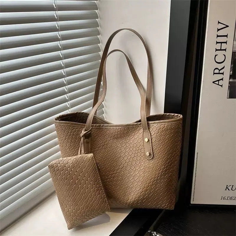 CARTERA NILA KAKHI