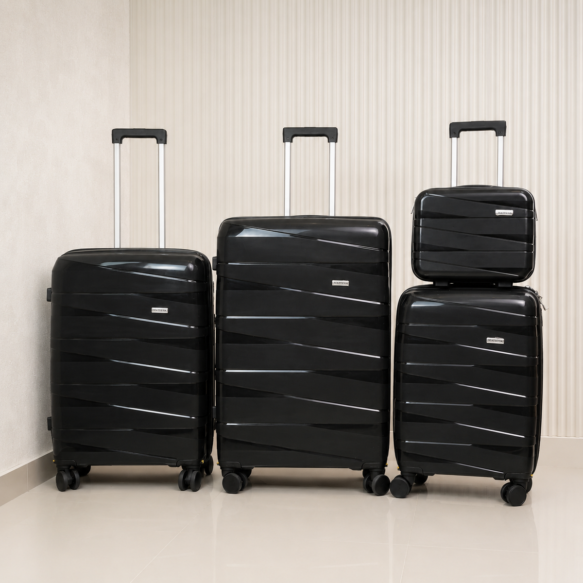 MALETA DE 32KG MATTEVA EXPANDIBLE POLIPROPILENO NEGRA