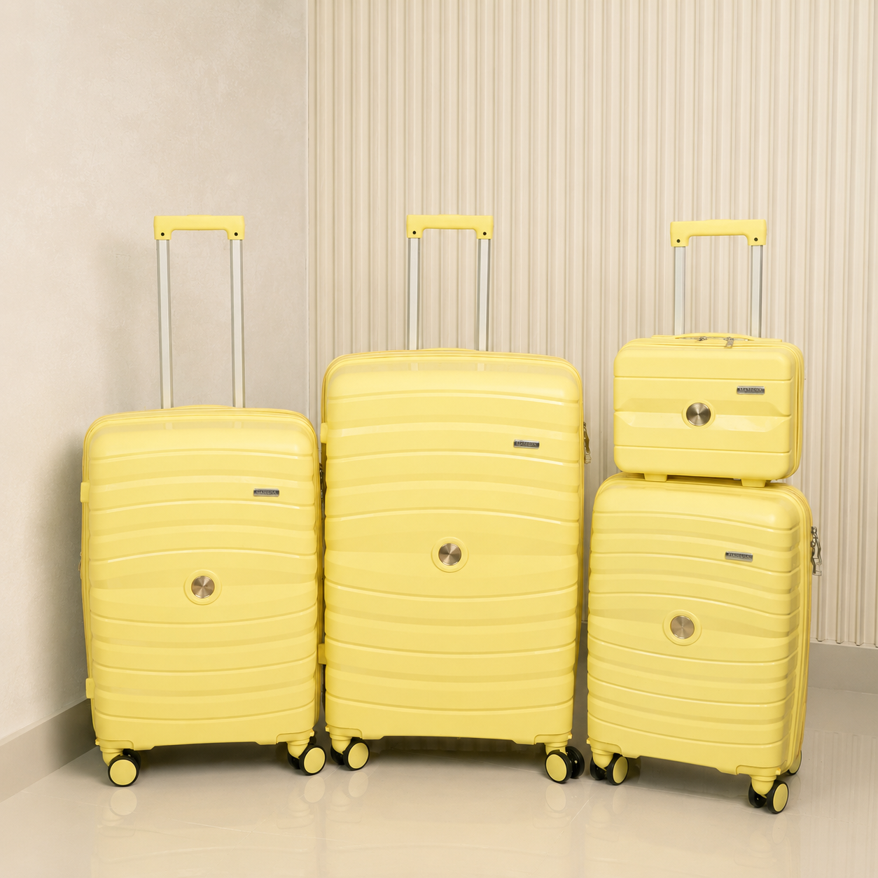 MALETA DE CABINA 10KG MATTEVA EXPANDIBLE POLIPROPILENO AMARILLO