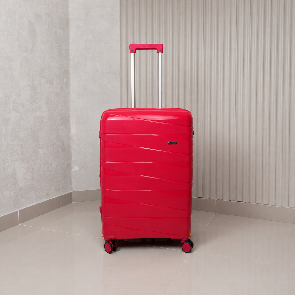 MALETA DE 32KG MATTEVA EXPANDIBLE POLIPROPILENO