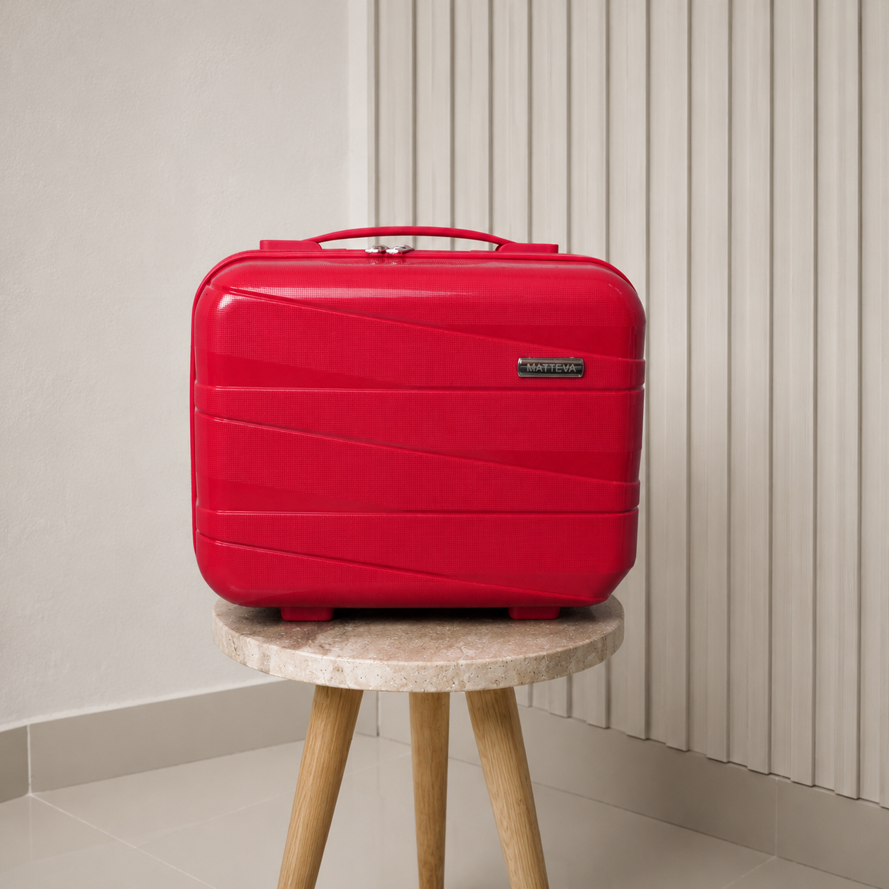 NECESER MATTEVA ROJO
